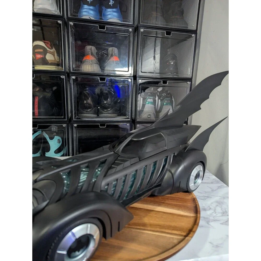 Alfred Pennyworth & Batmobile – Batman Forever Vehicle + 7